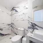 Sky View Maisonette - Shared Pool Access Διαμέρισμα