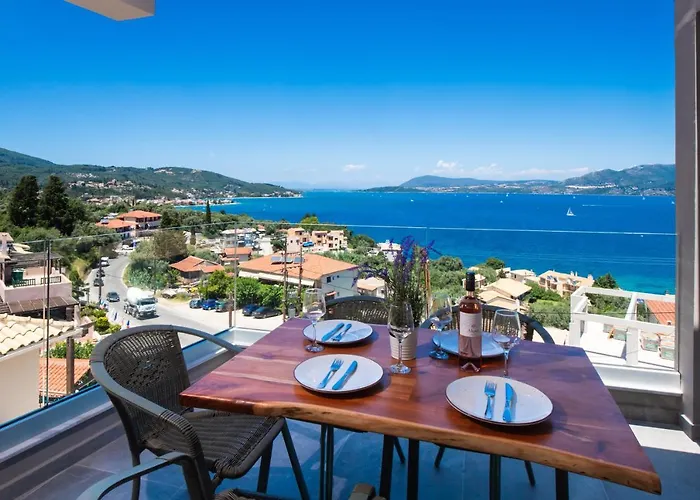 Sky View Maisonette - Shared Pool Access Apartamento Nikiana